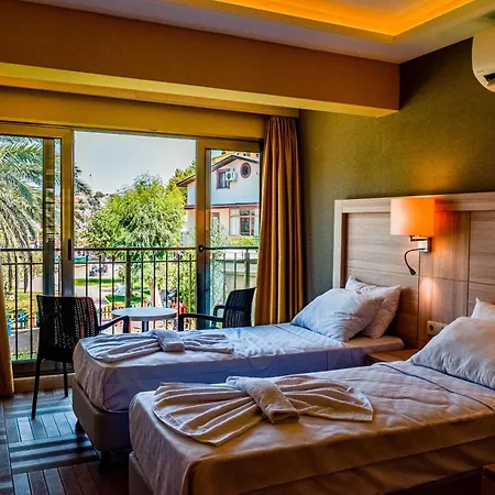 Turunc Bay Conti Boutique (adults Only) מלון